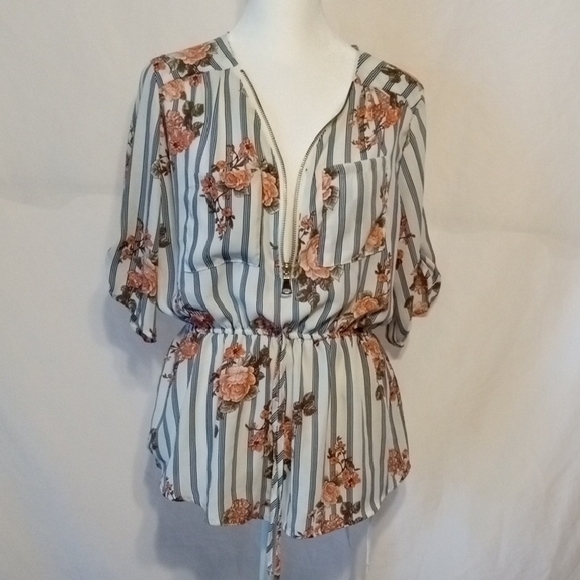 J for Justify Floral Striped Blouse in White ,Blue,Pink& Green - Picture 8 of 8